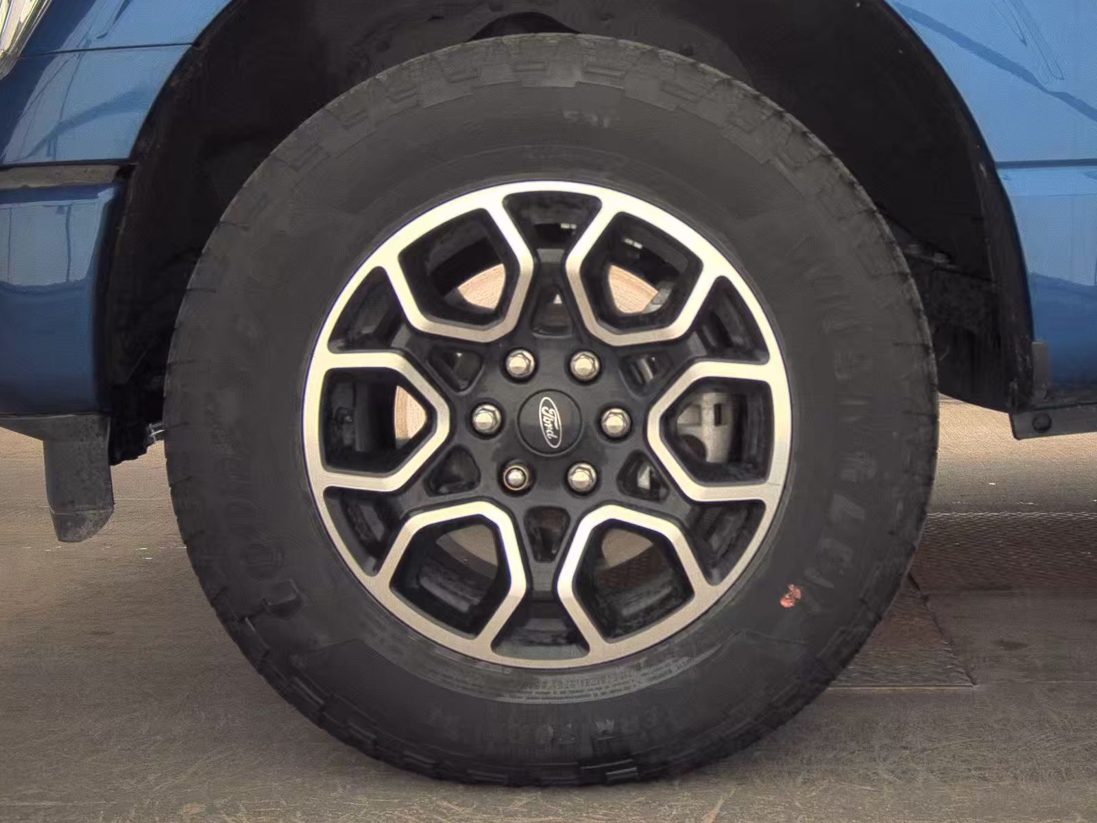 2023 Ford F-150 XLT AWD