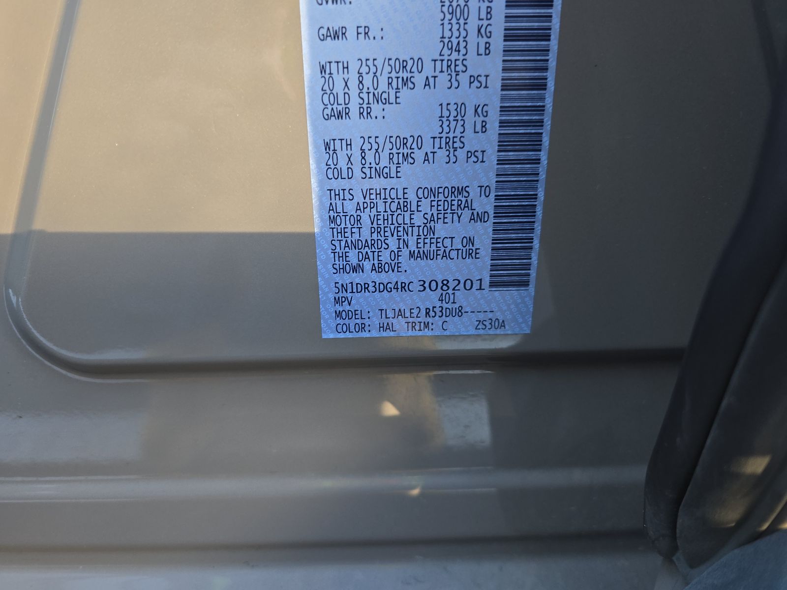 2024 Nissan Pathfinder Platinum FWD