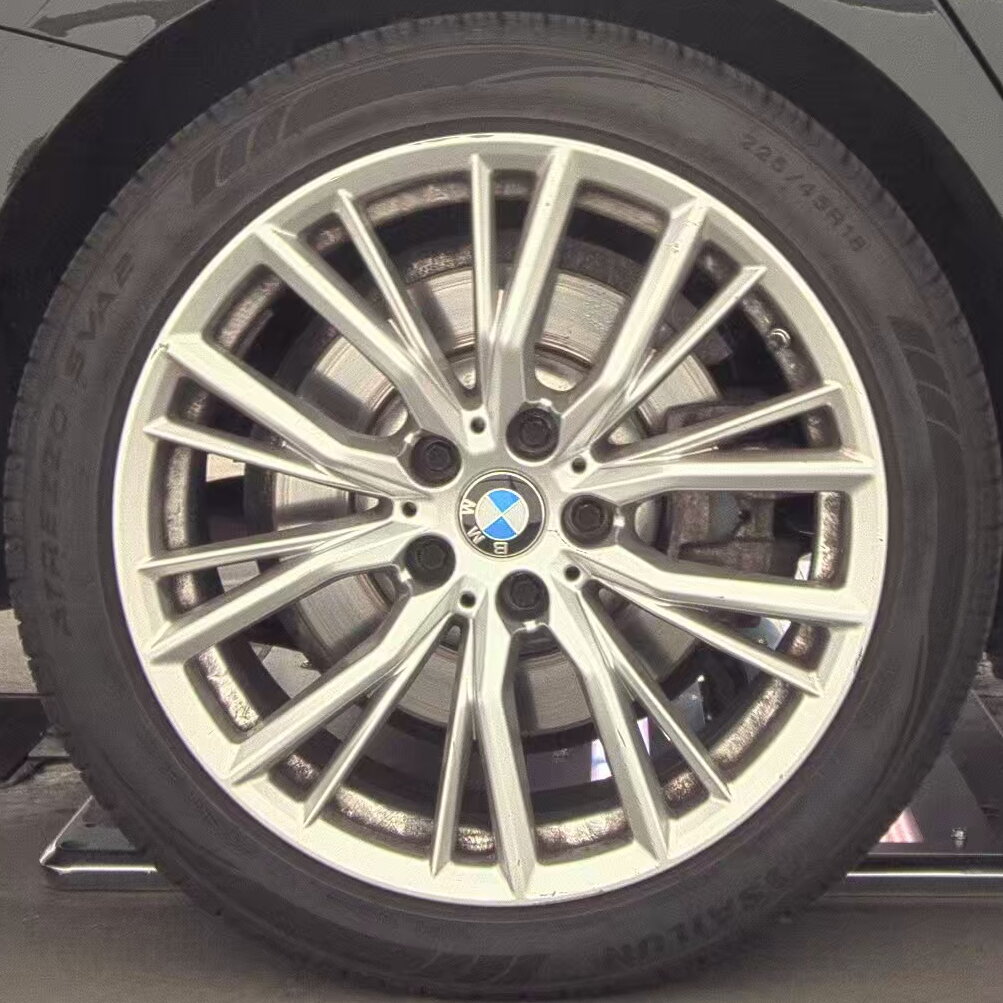 2024 BMW 3 Series 330i RWD