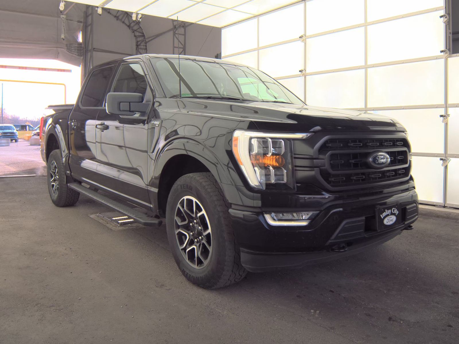 2023 Ford F-150 XLT AWD
