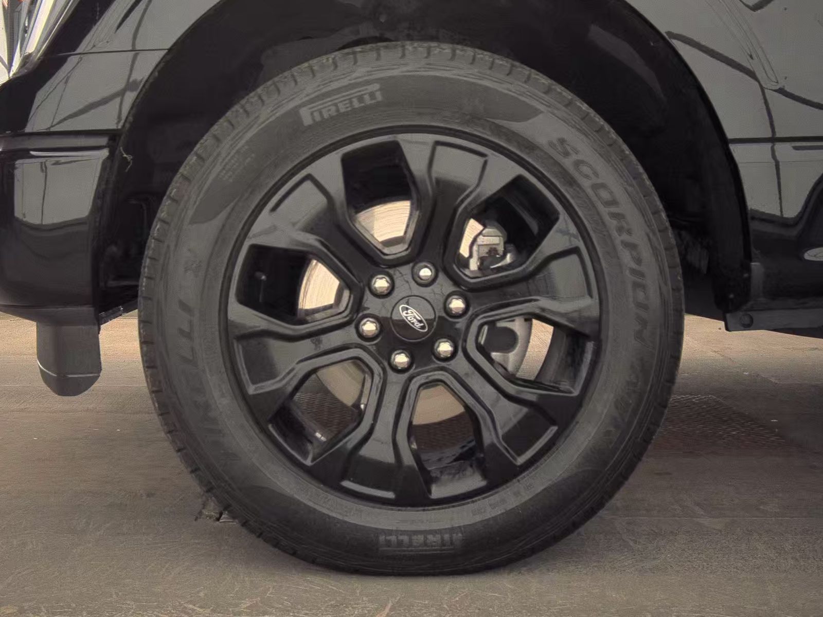 2023 Ford F-150 XLT AWD