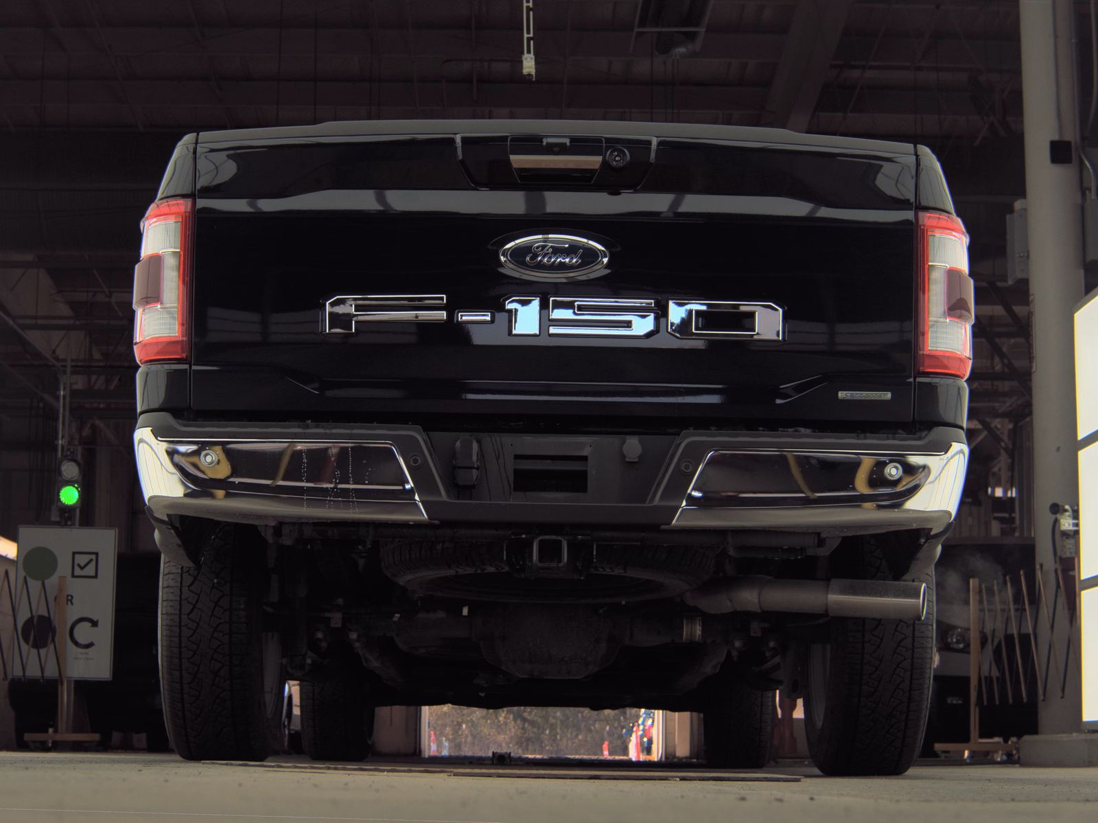 2023 Ford F-150 Lariat AWD