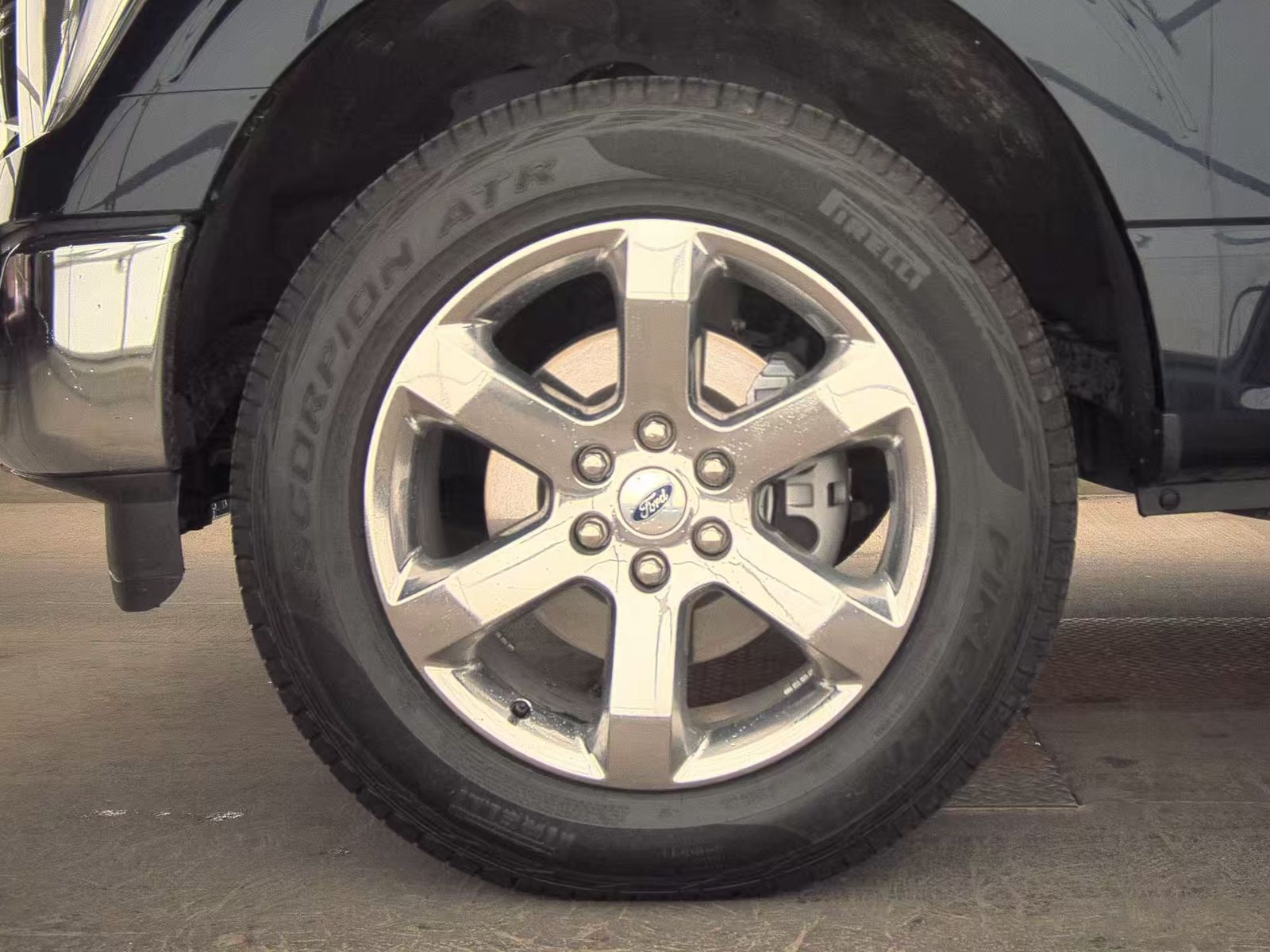 2023 Ford F-150 Lariat AWD