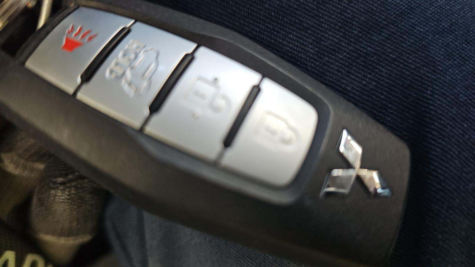 2024 Mitsubishi Outlander SE FWD