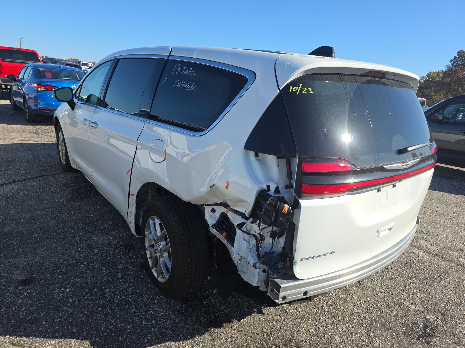 2025 Chrysler Pacifica Select FWD