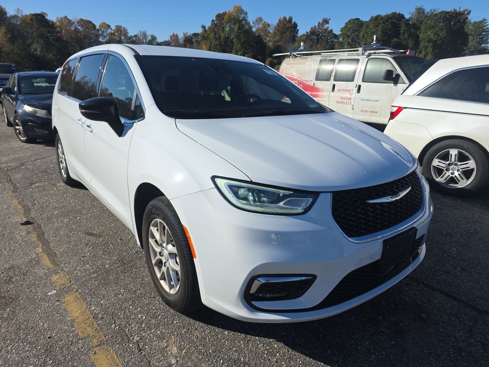 2025 Chrysler Pacifica Select FWD