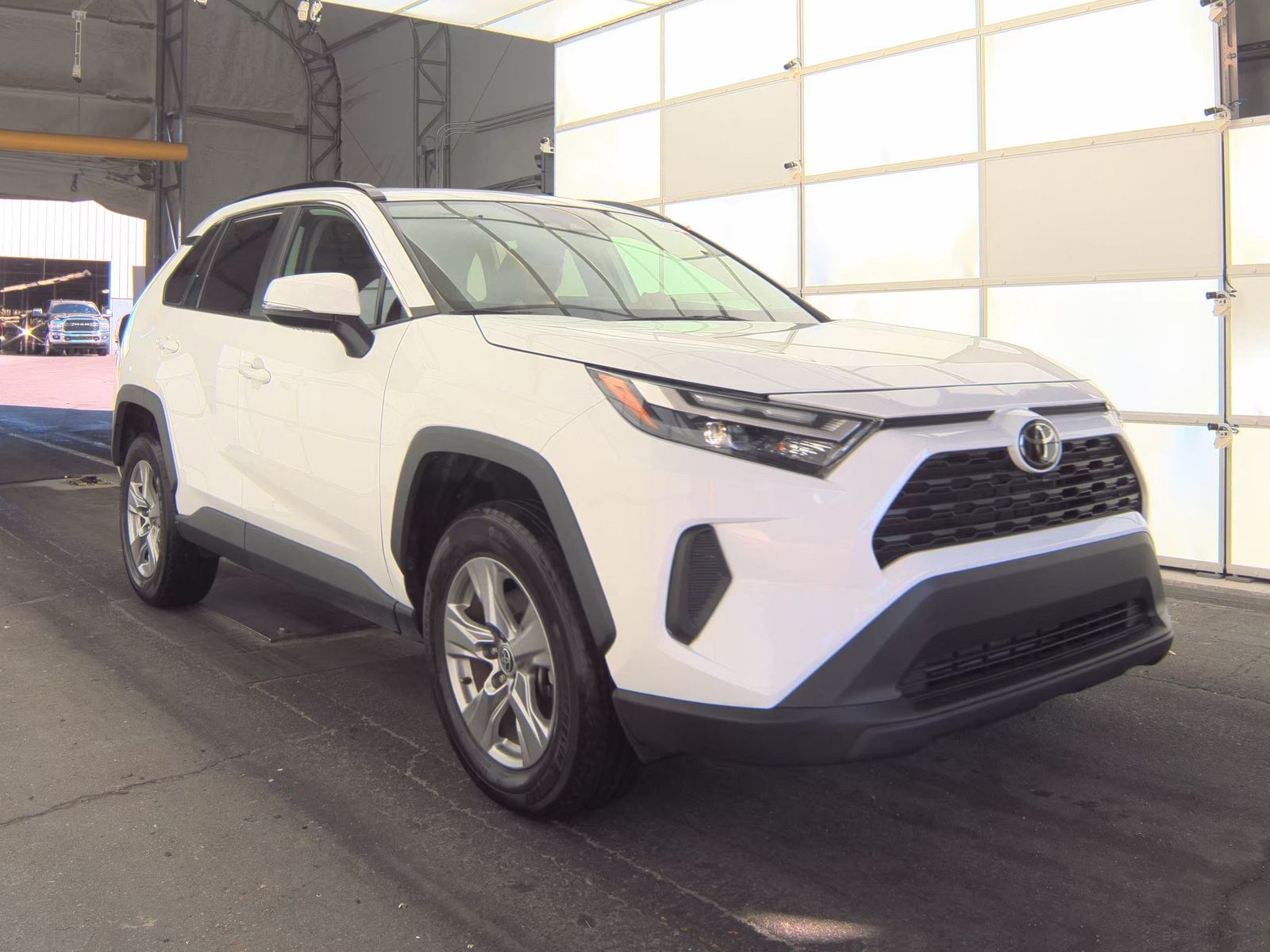2023 Toyota RAV4 XLE FWD
