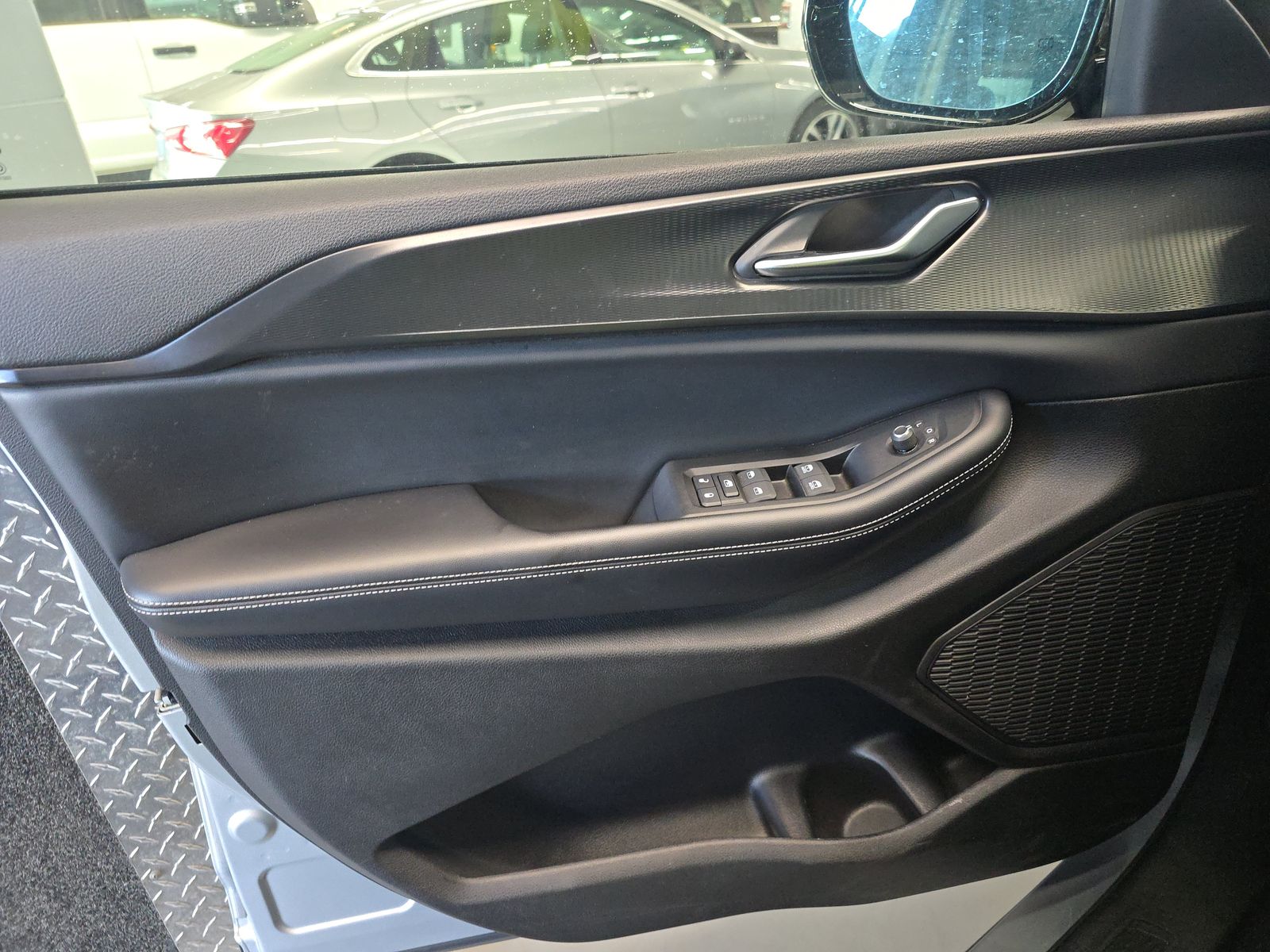 2024 Jeep Grand Cherokee Altitude AWD