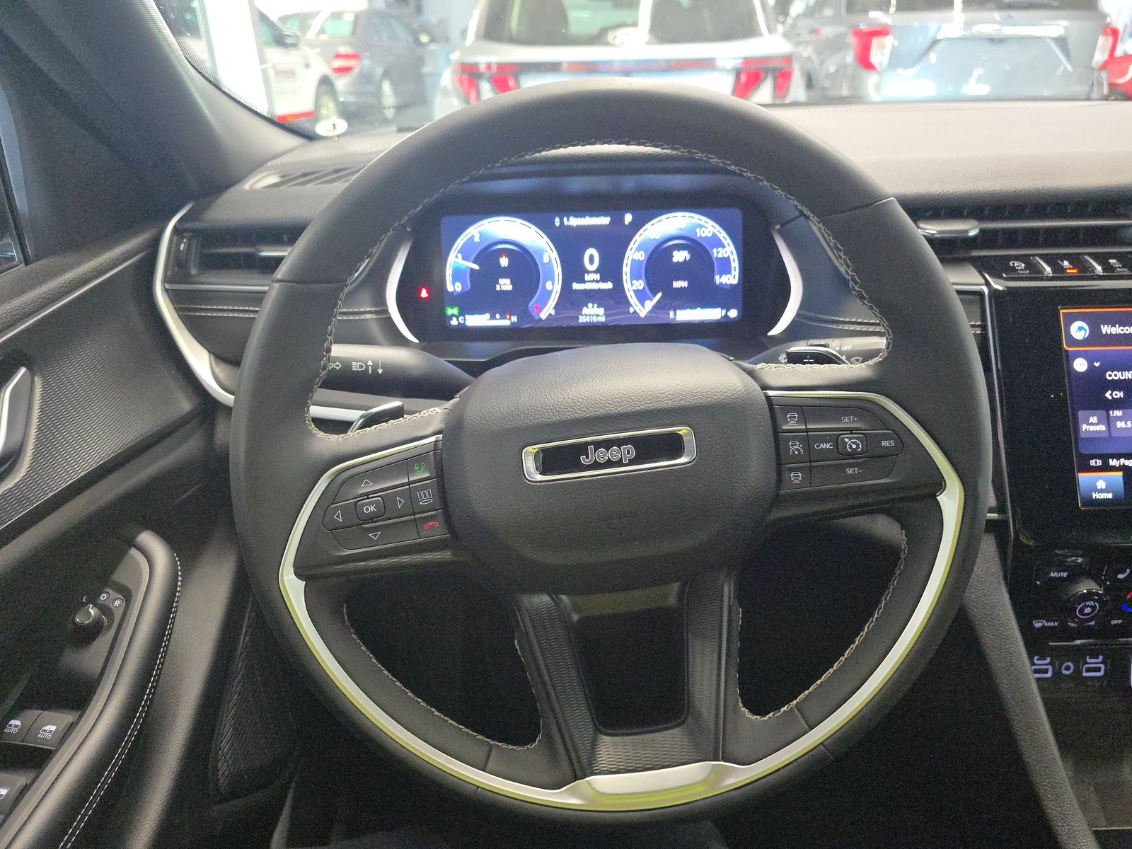 2024 Jeep Grand Cherokee Altitude AWD