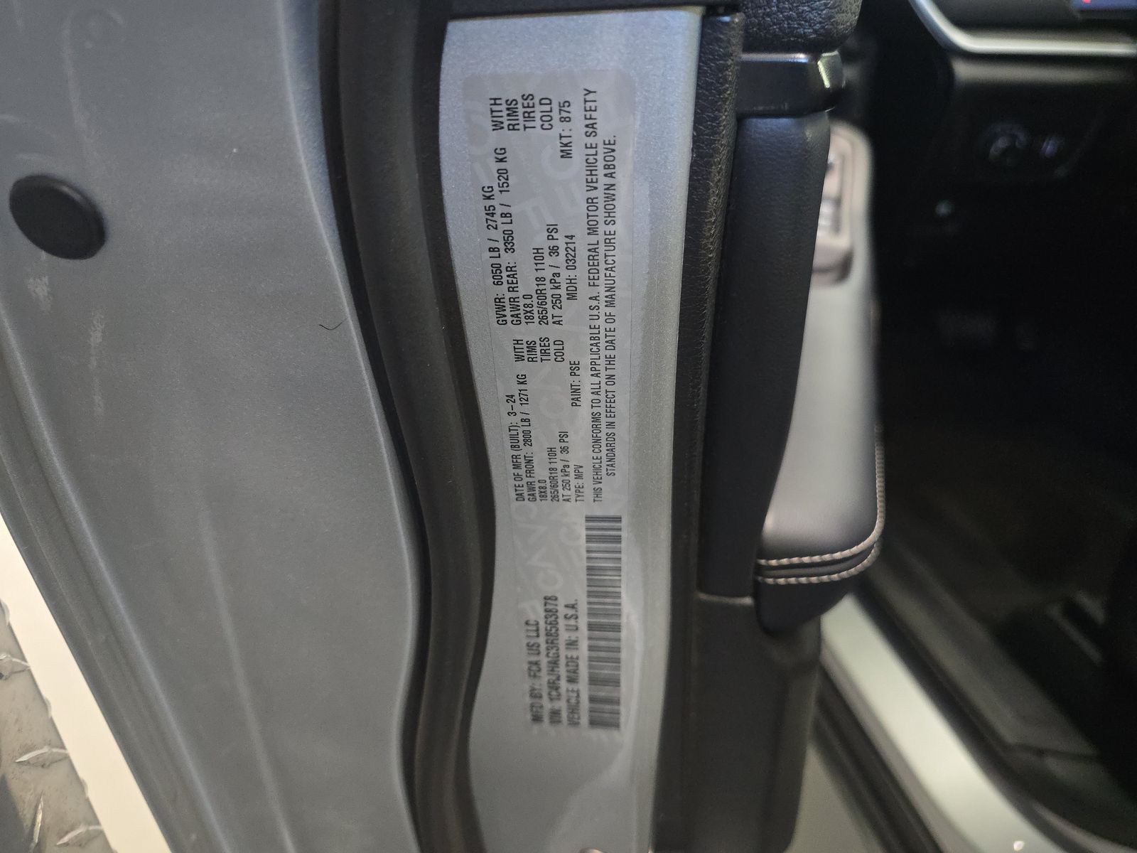 2024 Jeep Grand Cherokee Altitude AWD