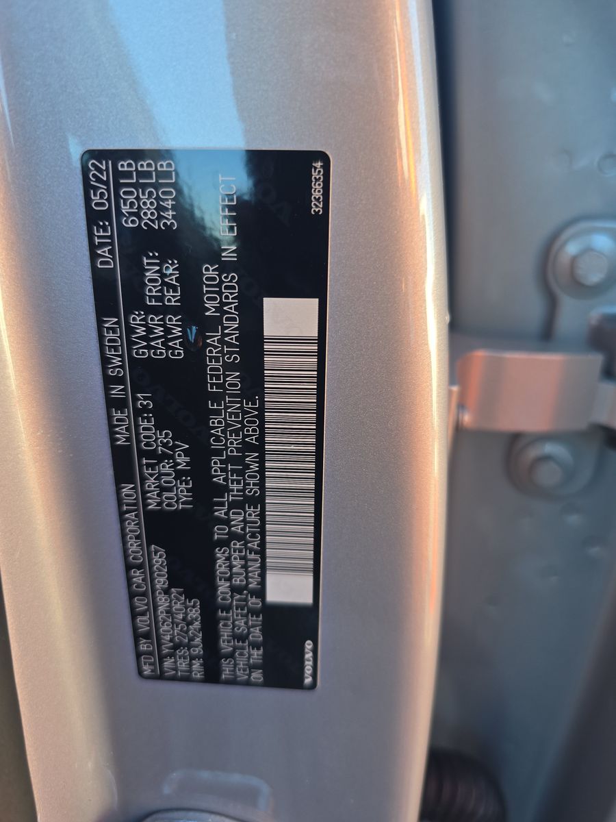 2023 Volvo XC90 B6 Plus AWD