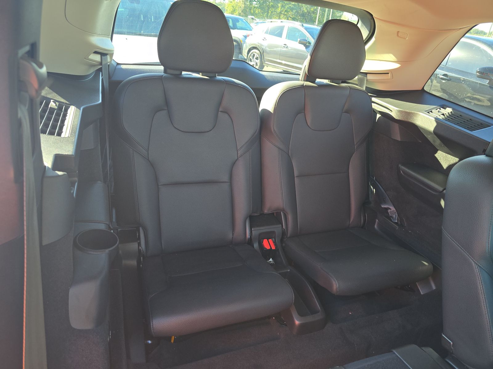 2023 Volvo XC90 B6 Plus AWD