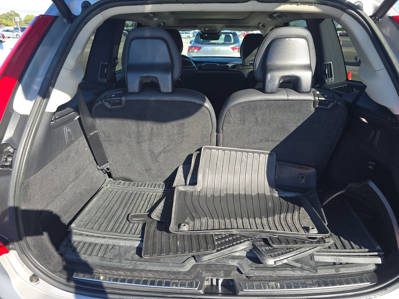 2023 Volvo XC90 B6 Plus AWD