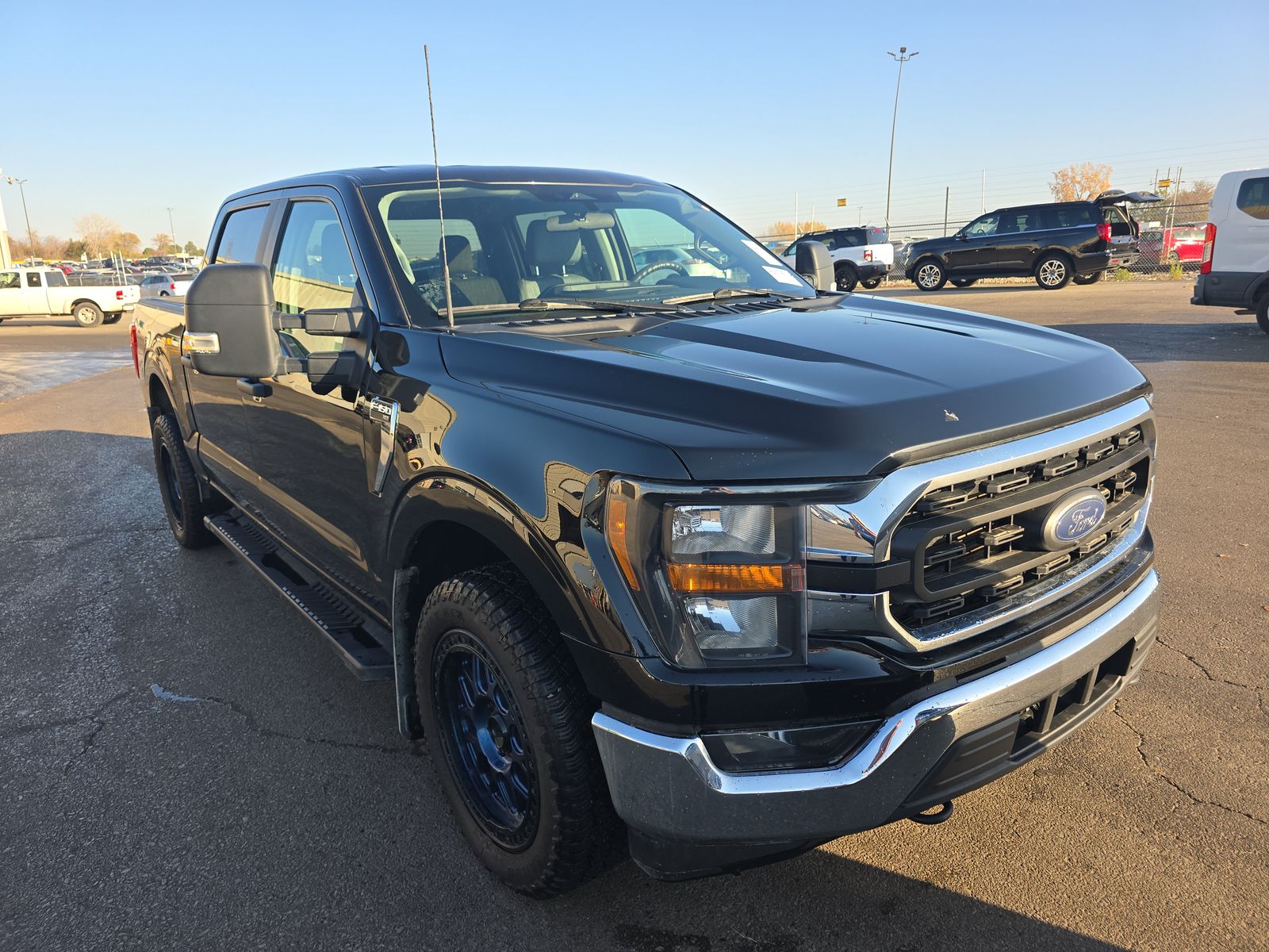 2023 Ford F-150 XLT AWD