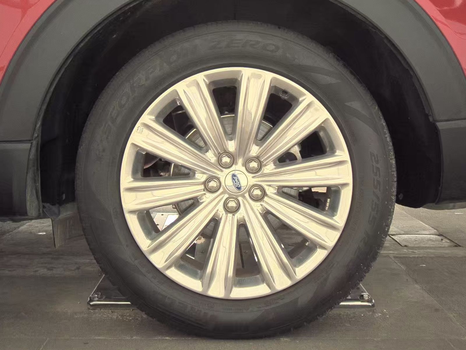 2023 Ford Explorer Limited FWD