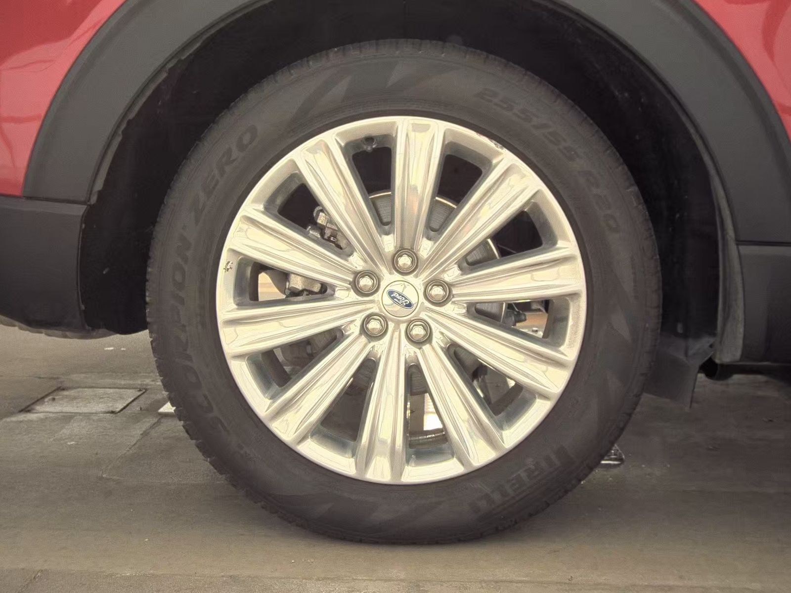 2023 Ford Explorer Limited FWD