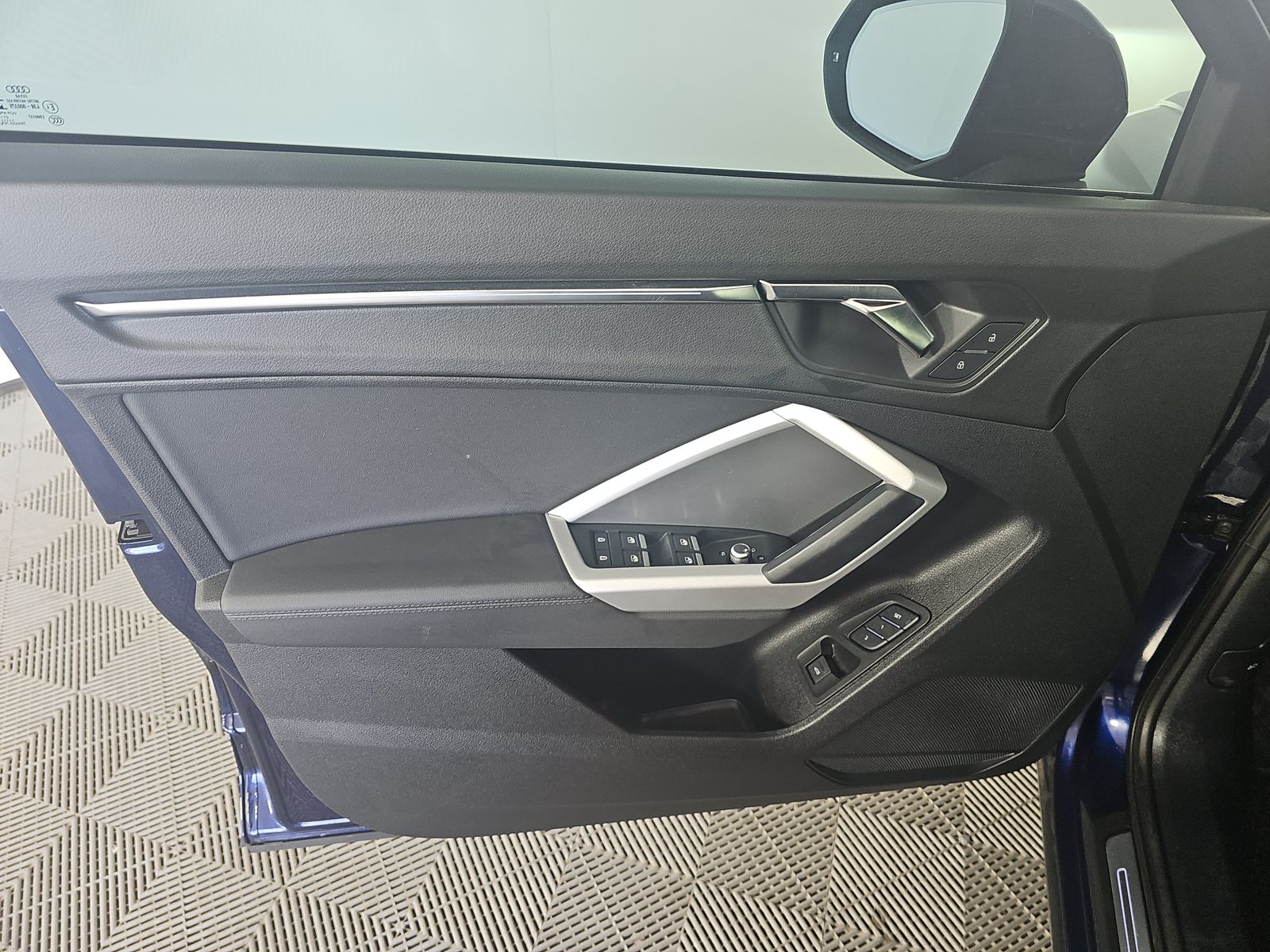 2022 Audi Q3 2.0T S line Premium Plus AWD