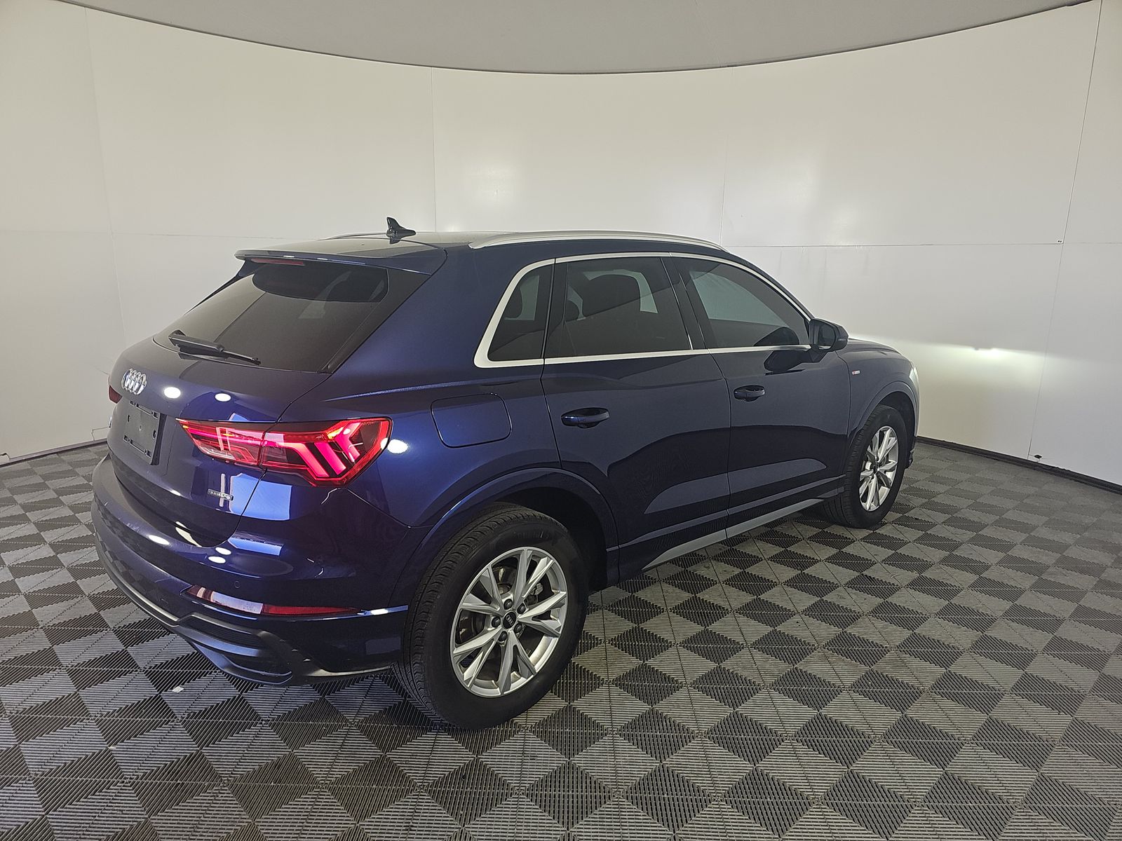 2022 Audi Q3 2.0T S line Premium Plus AWD