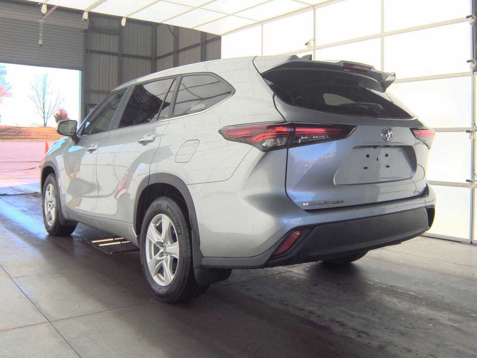 2024 Toyota Highlander LE AWD