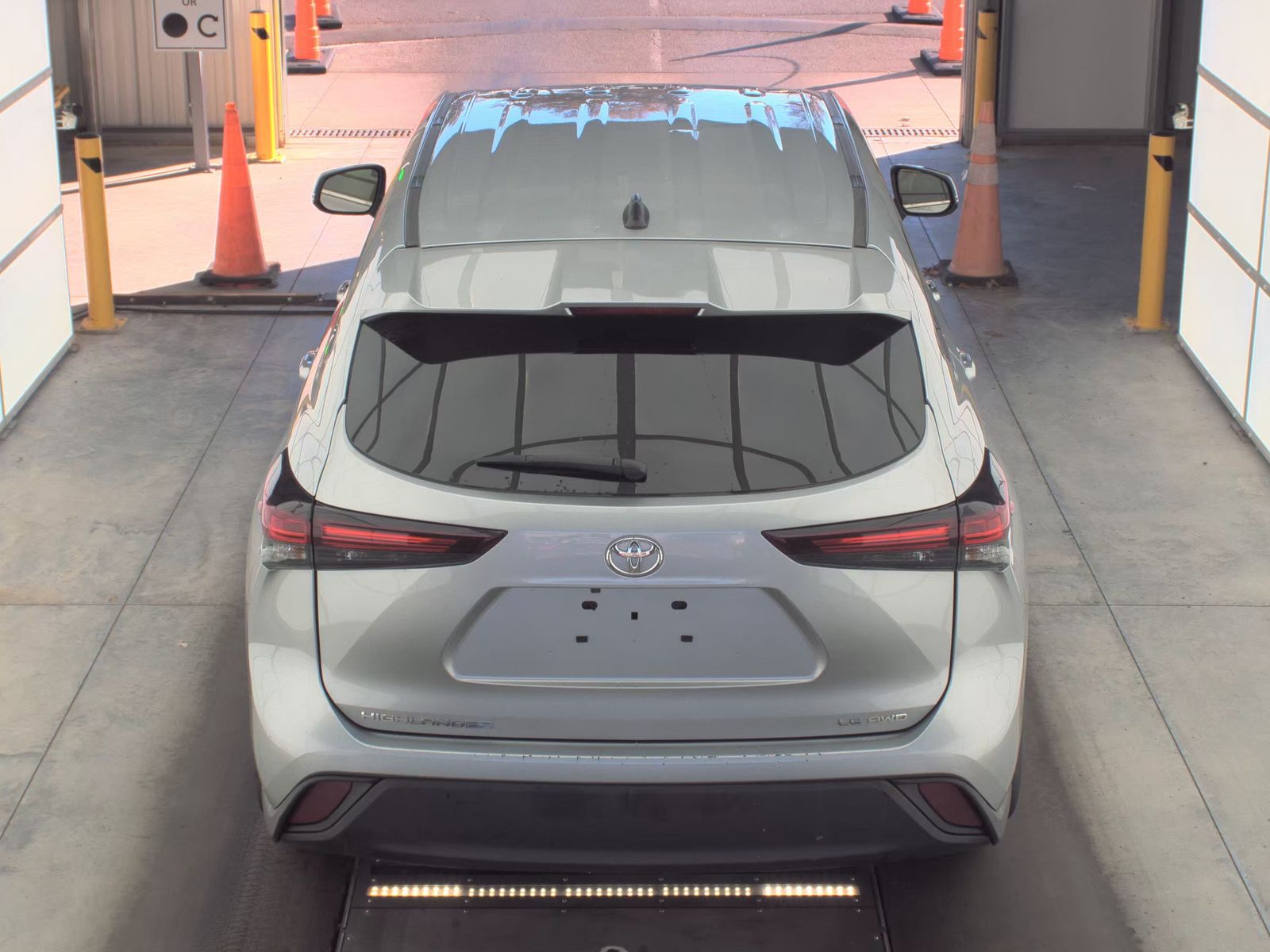 2024 Toyota Highlander LE AWD