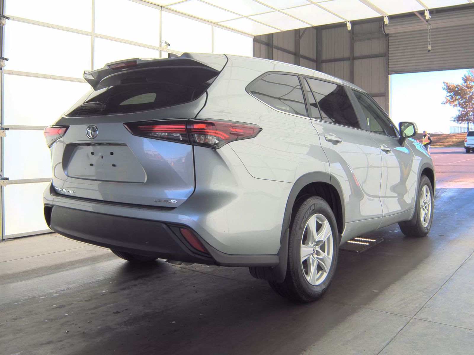 2024 Toyota Highlander LE AWD