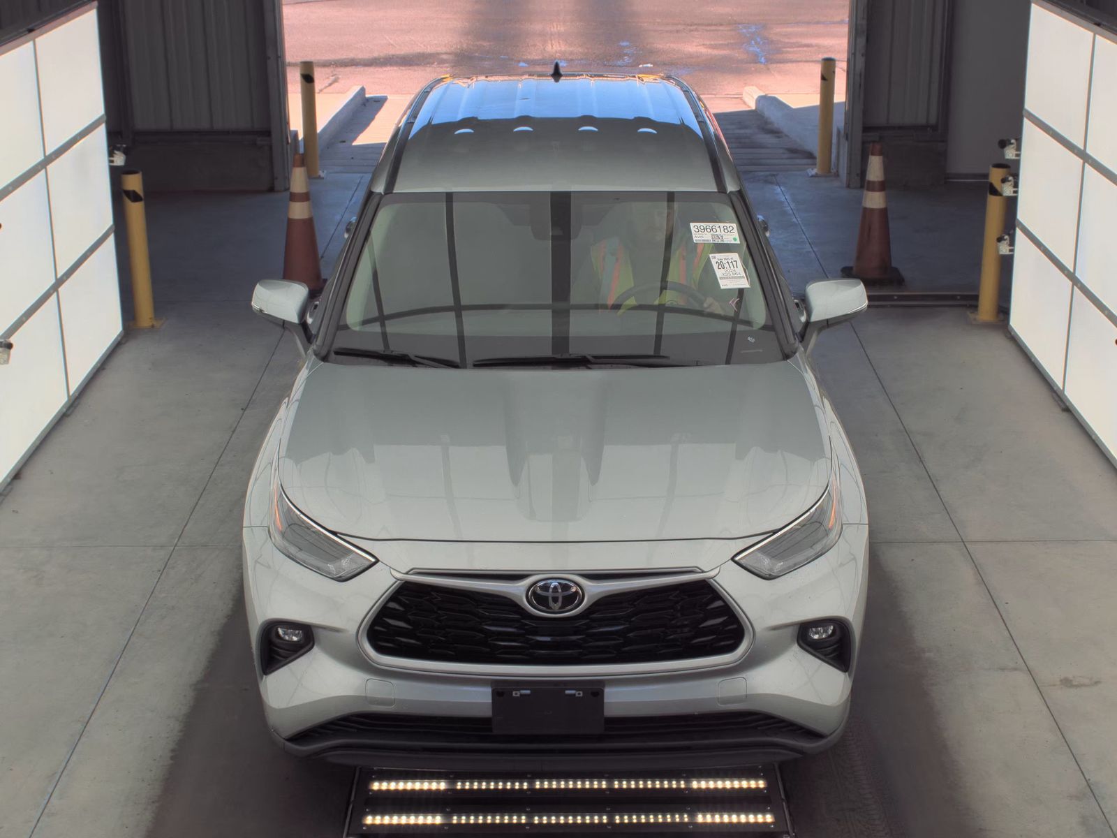 2024 Toyota Highlander LE AWD