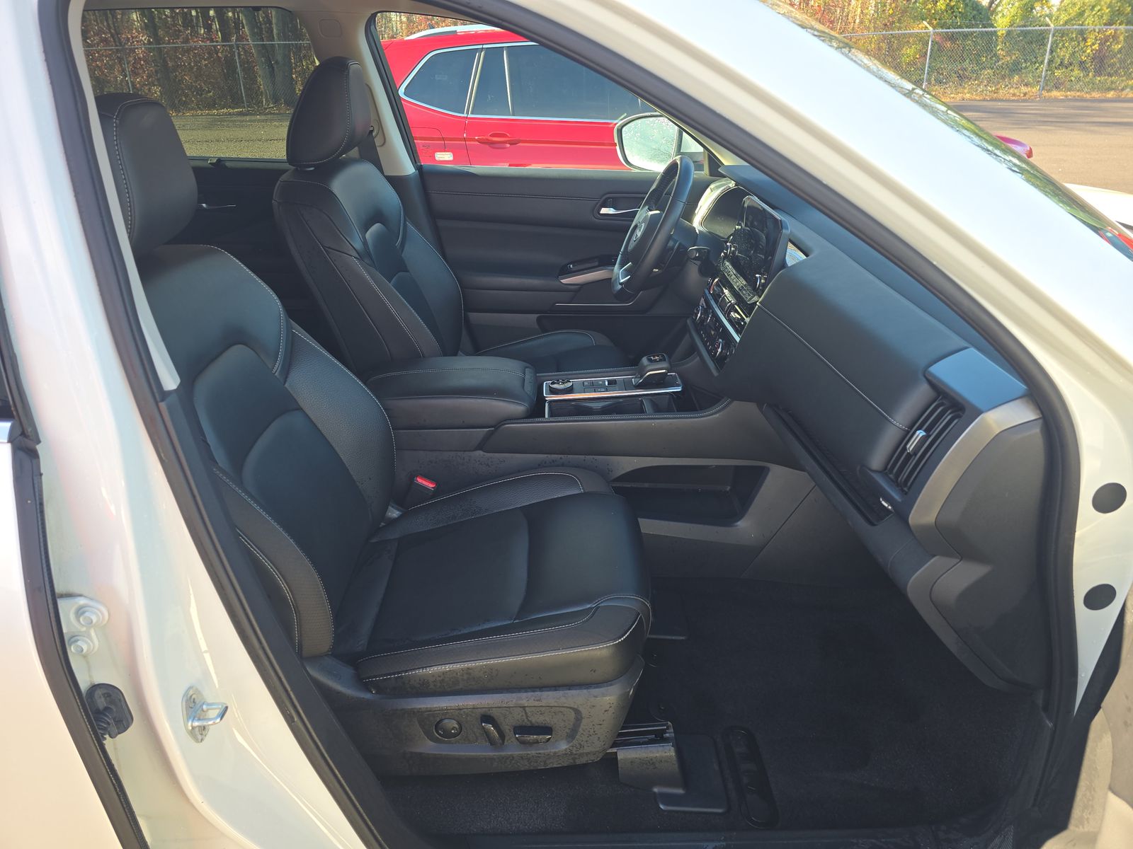 2023 Nissan Pathfinder SL AWD