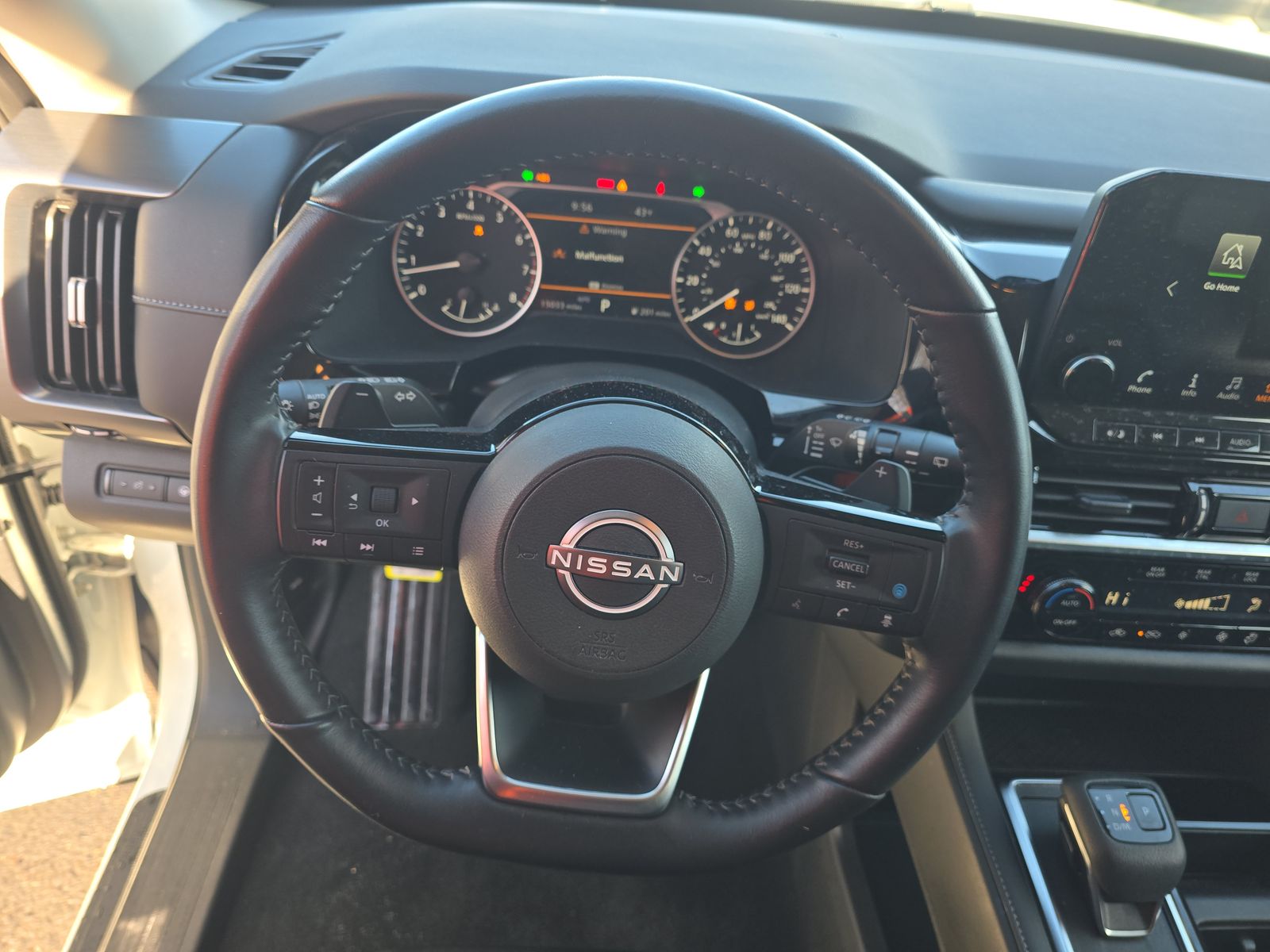 2023 Nissan Pathfinder SL AWD