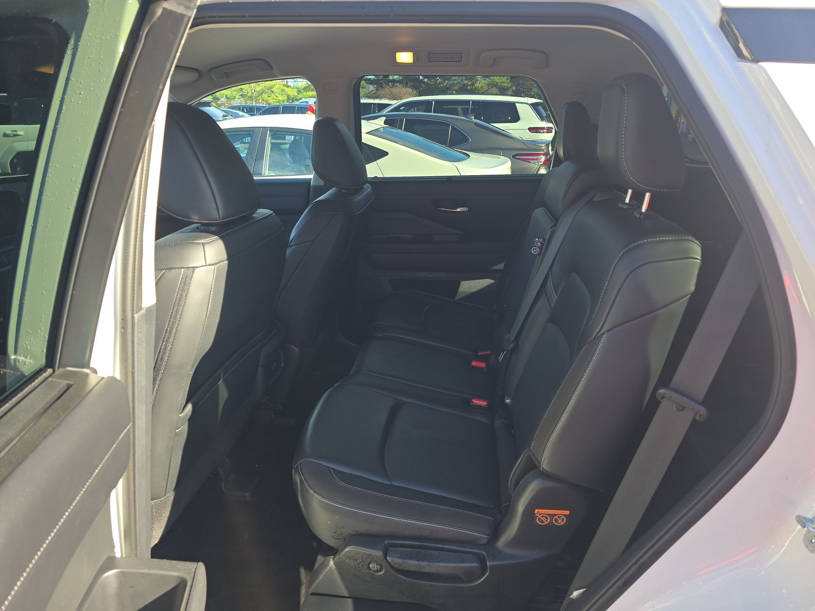 2023 Nissan Pathfinder SL AWD