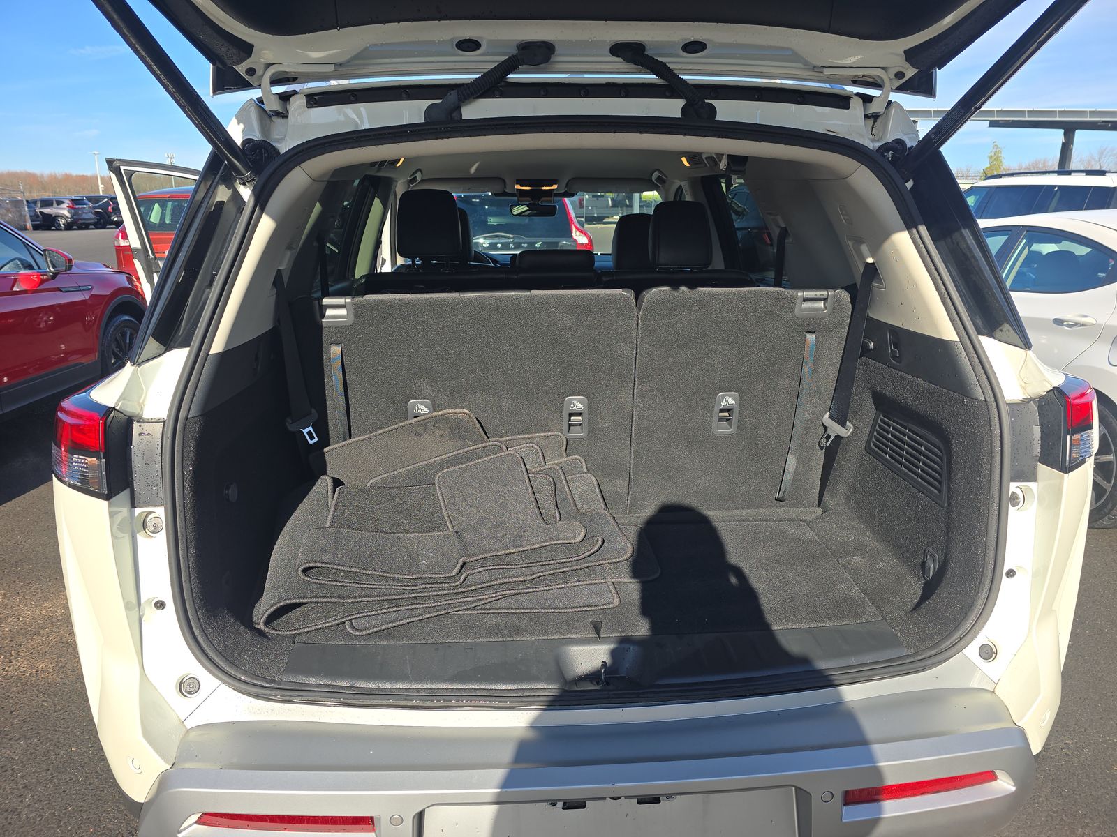 2023 Nissan Pathfinder SL AWD