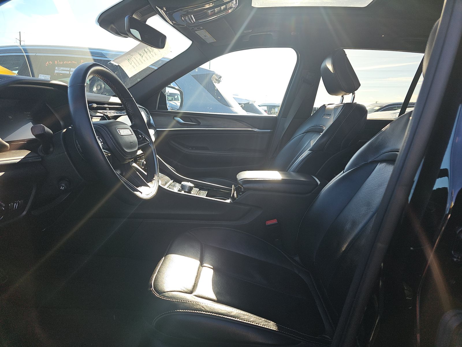 2022 Jeep Grand Cherokee Overland AWD