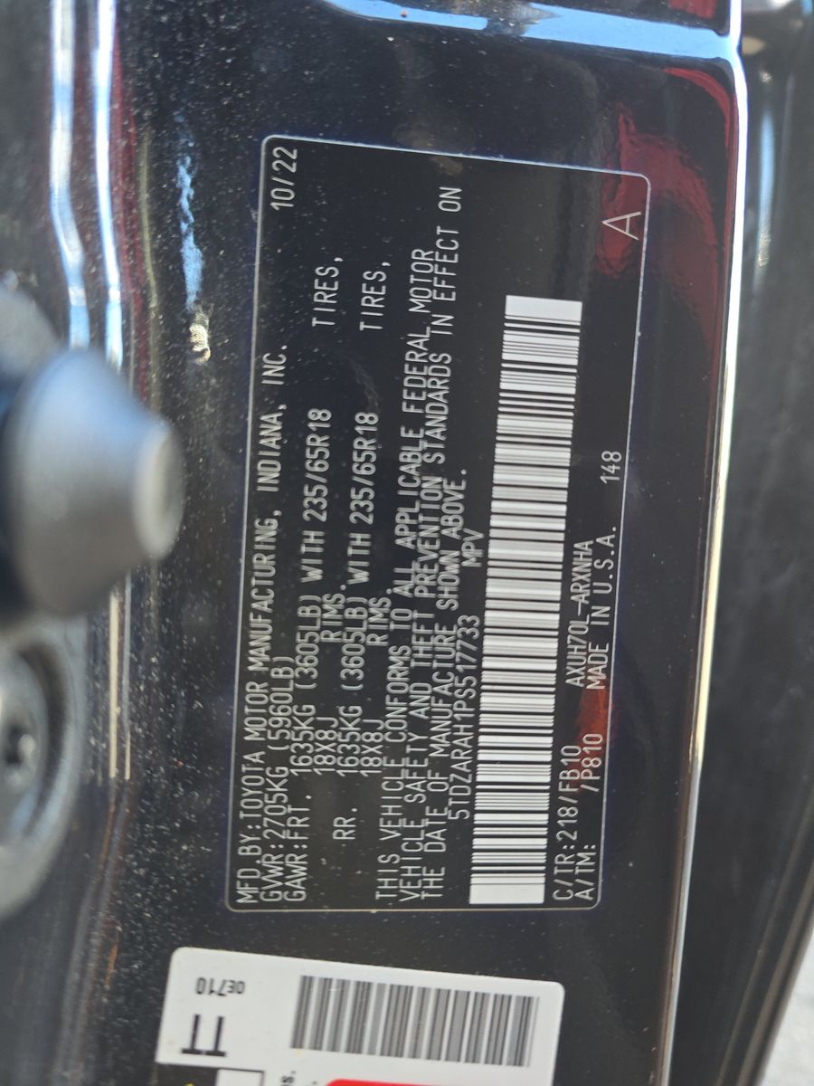 2023 Toyota Highlander Hybrid LE FWD