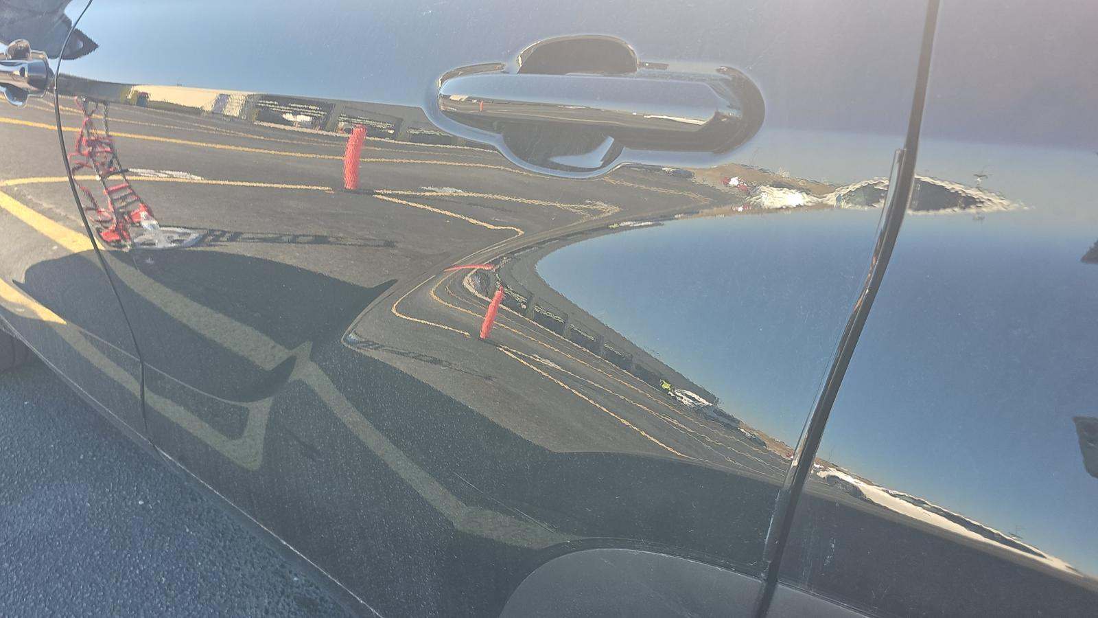 2023 Toyota Highlander Hybrid LE FWD