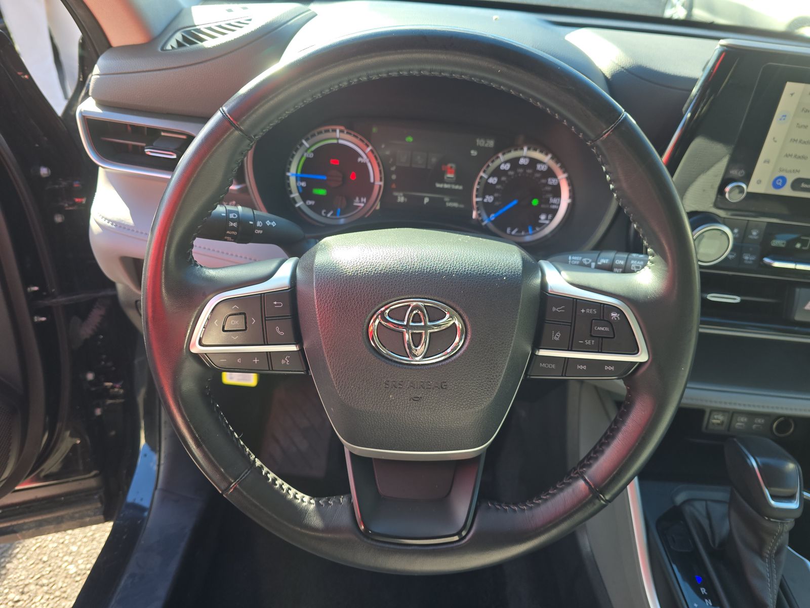 2023 Toyota Highlander Hybrid LE FWD