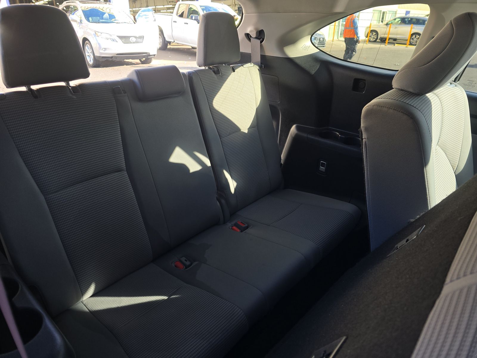 2023 Toyota Highlander Hybrid LE FWD