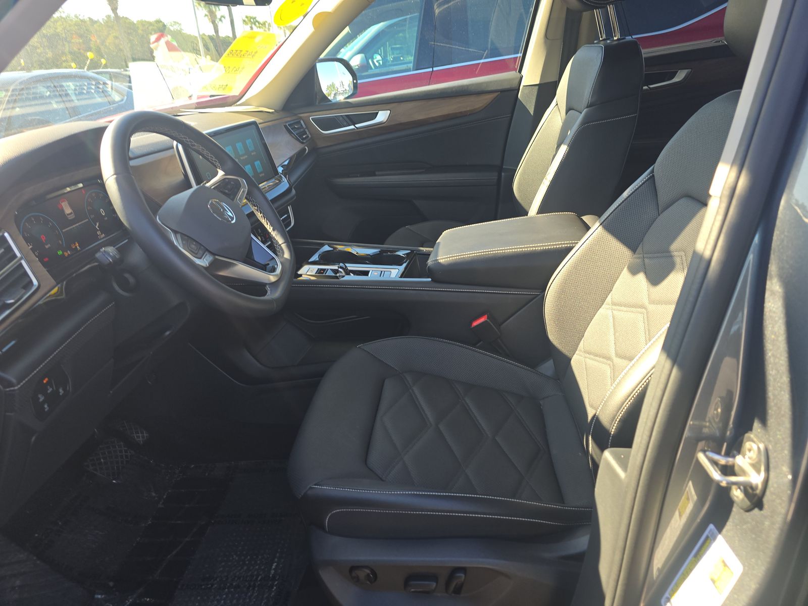 2024 Volkswagen Atlas 2.0T SE FWD