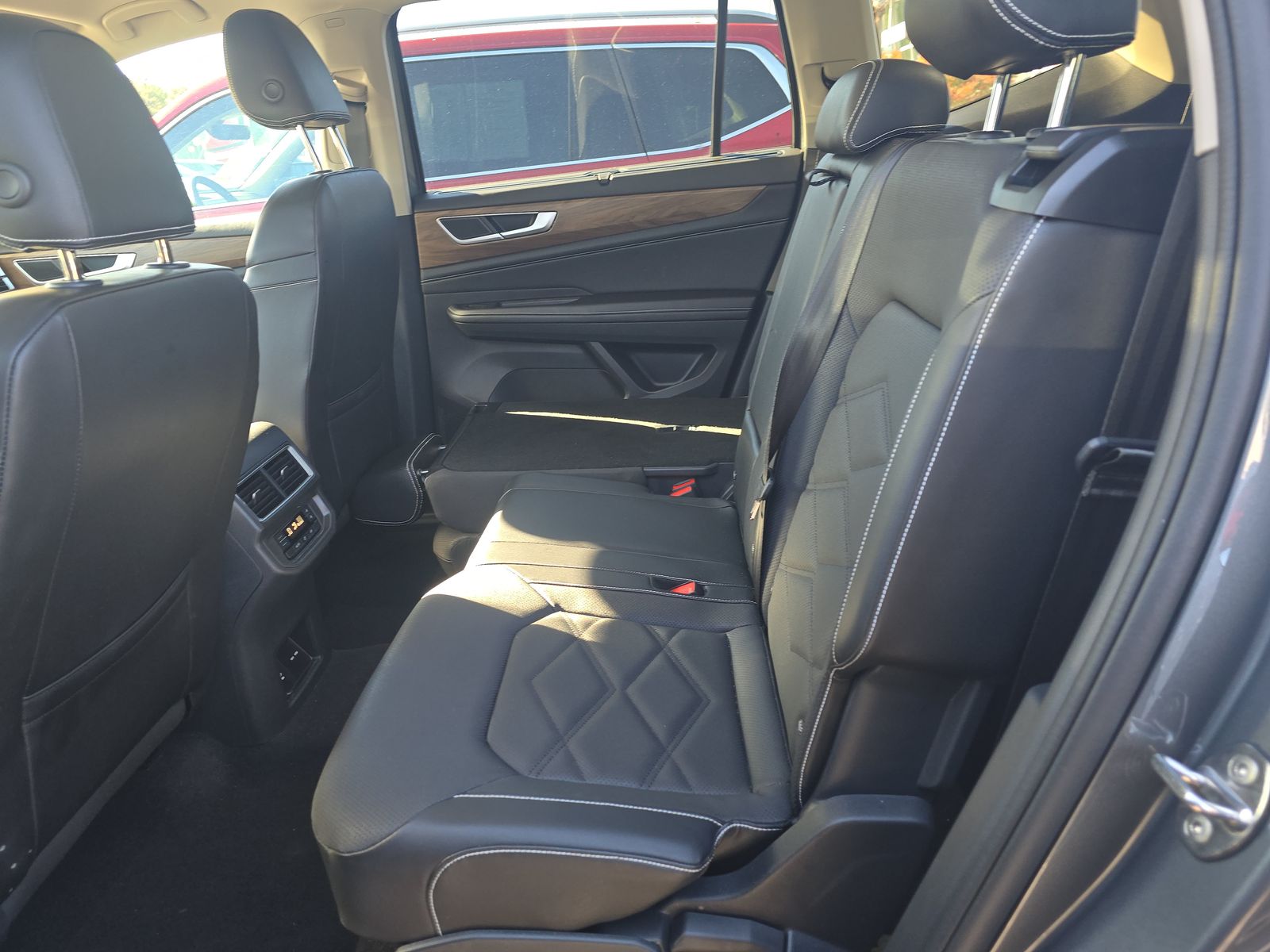 2024 Volkswagen Atlas 2.0T SE FWD