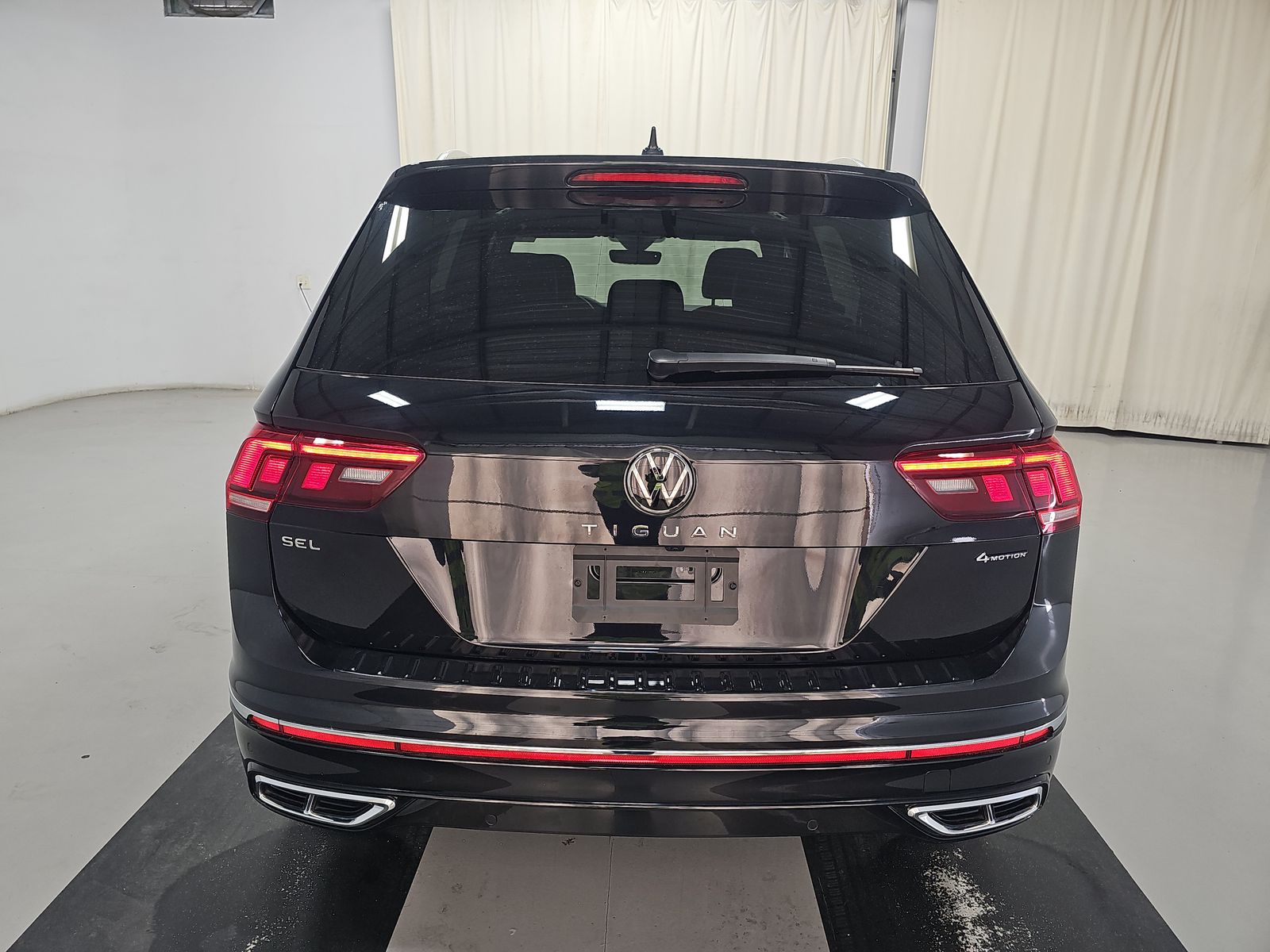 2024 Volkswagen Tiguan 2.0T SEL R-Line AWD