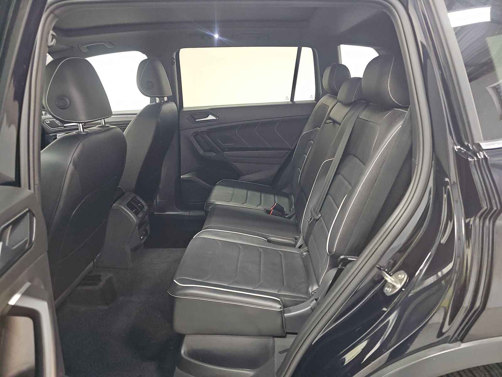 2024 Volkswagen Tiguan 2.0T SEL R-Line AWD