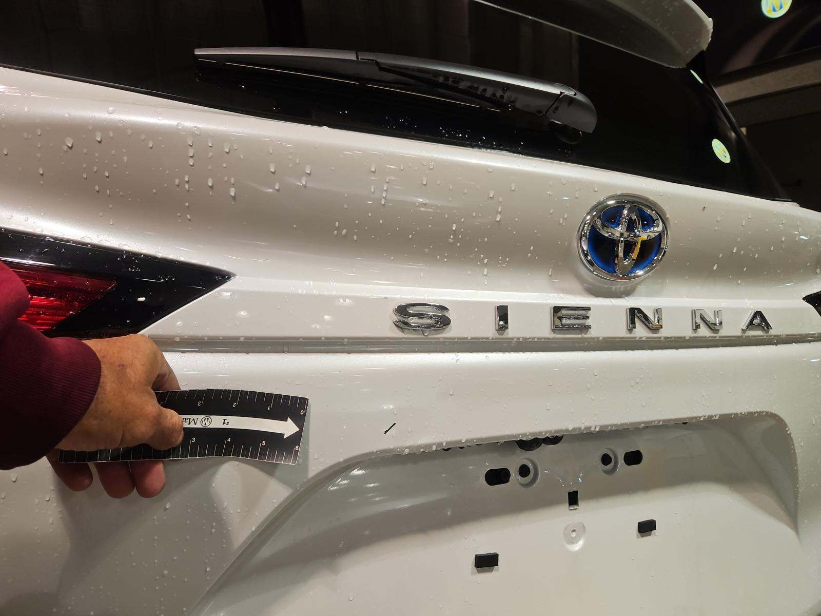 2025 Toyota Sienna Limited AWD