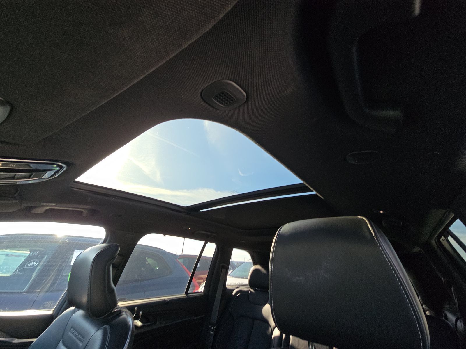 2022 Jeep Grand Cherokee Overland AWD