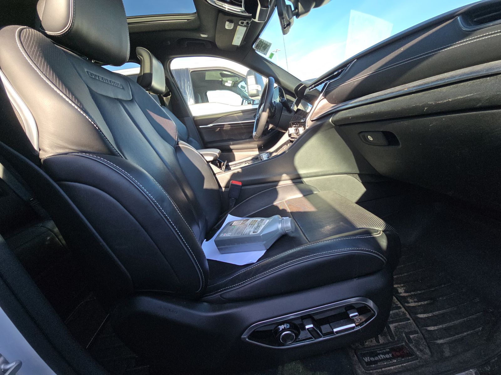 2022 Jeep Grand Cherokee Overland AWD