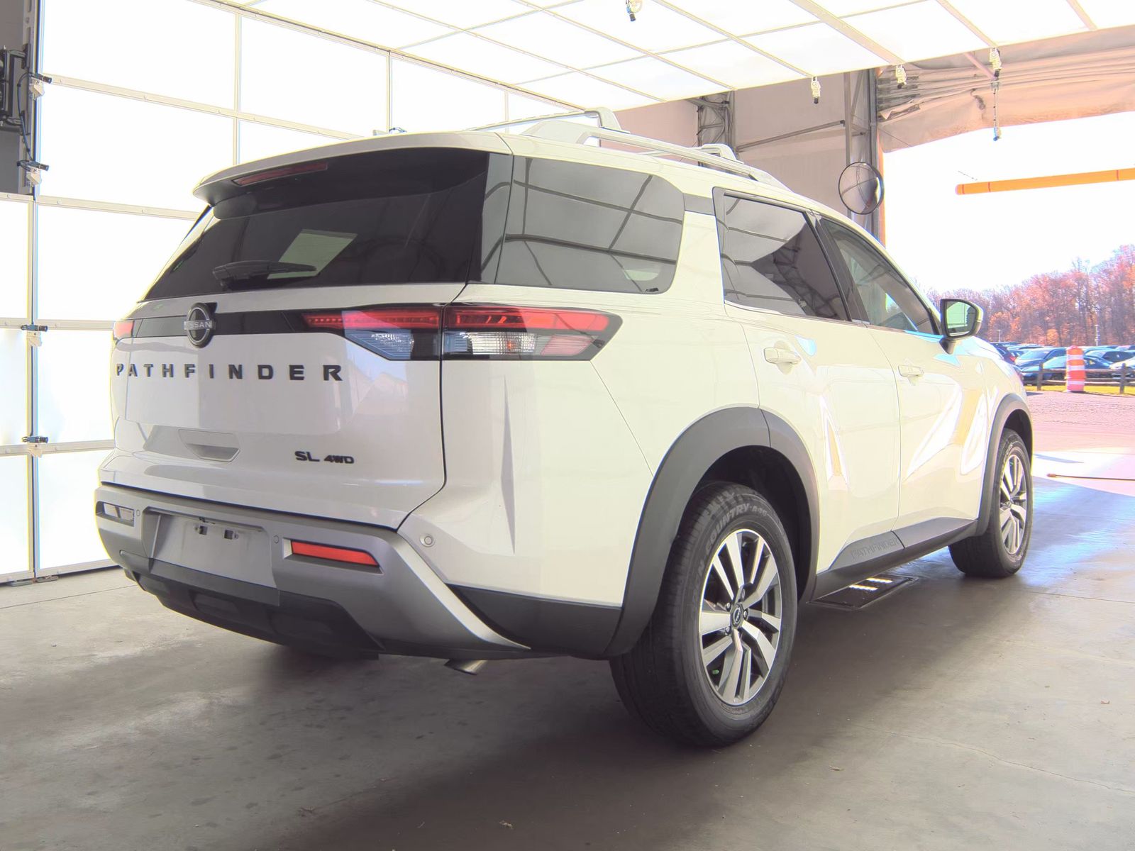 2023 Nissan Pathfinder SL AWD