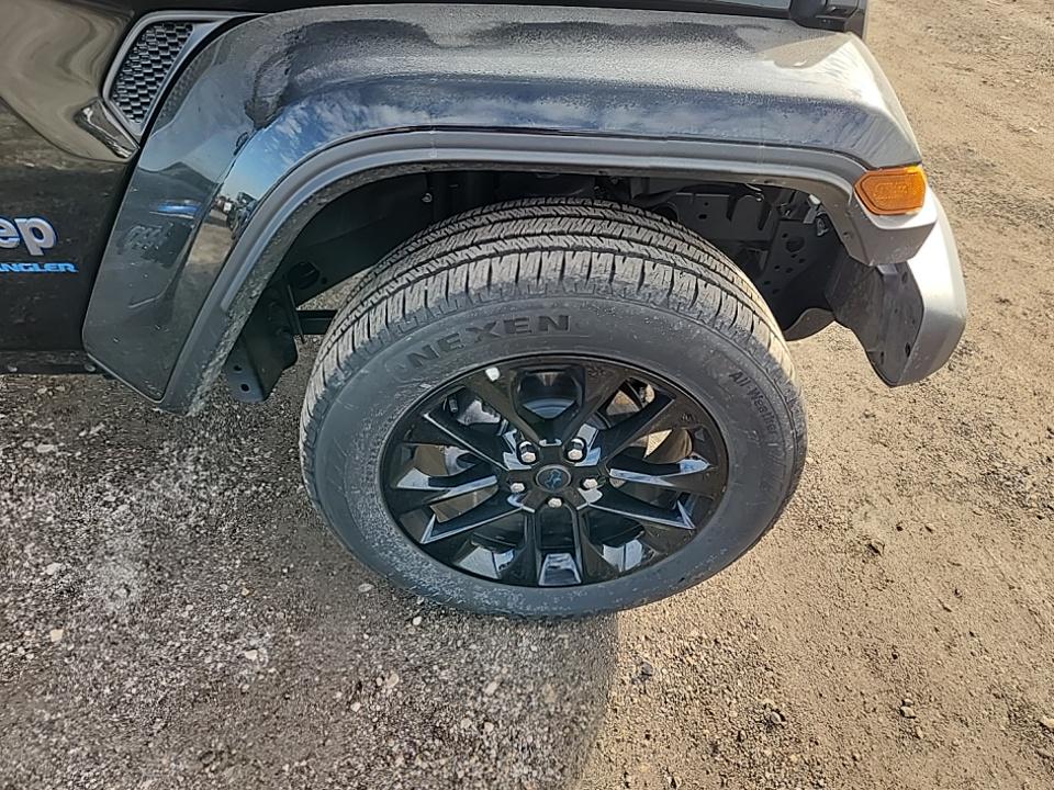 2025 Jeep Wrangler 4xe Sahara AWD