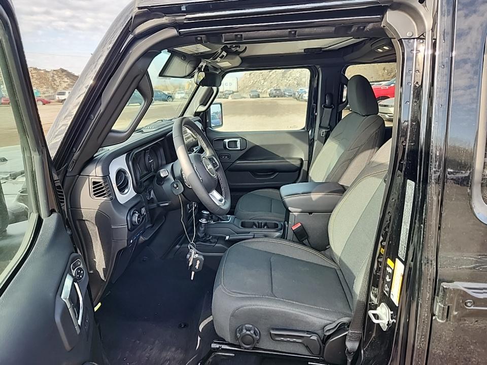 2025 Jeep Wrangler 4xe Sahara AWD