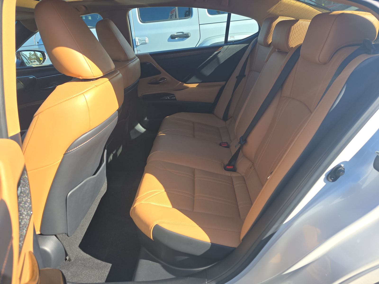 2024 Lexus ES ES 300h Luxury FWD