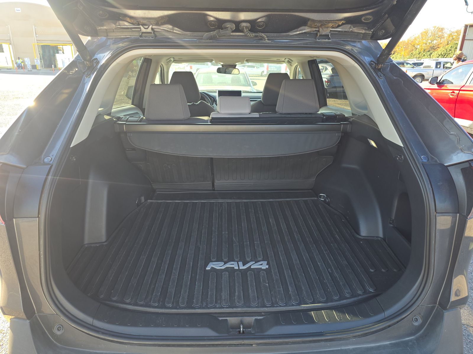 2025 Toyota RAV4 XLE AWD