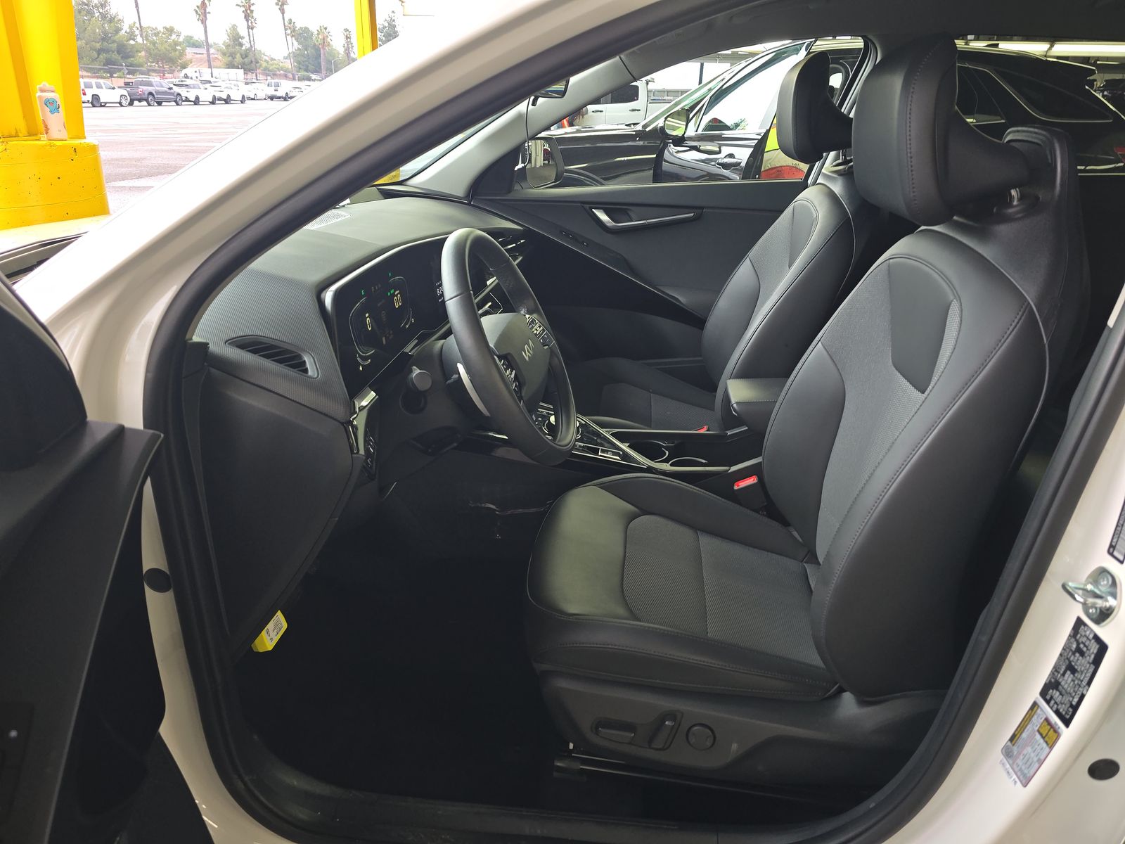 2025 Kia Niro PHEV EX FWD
