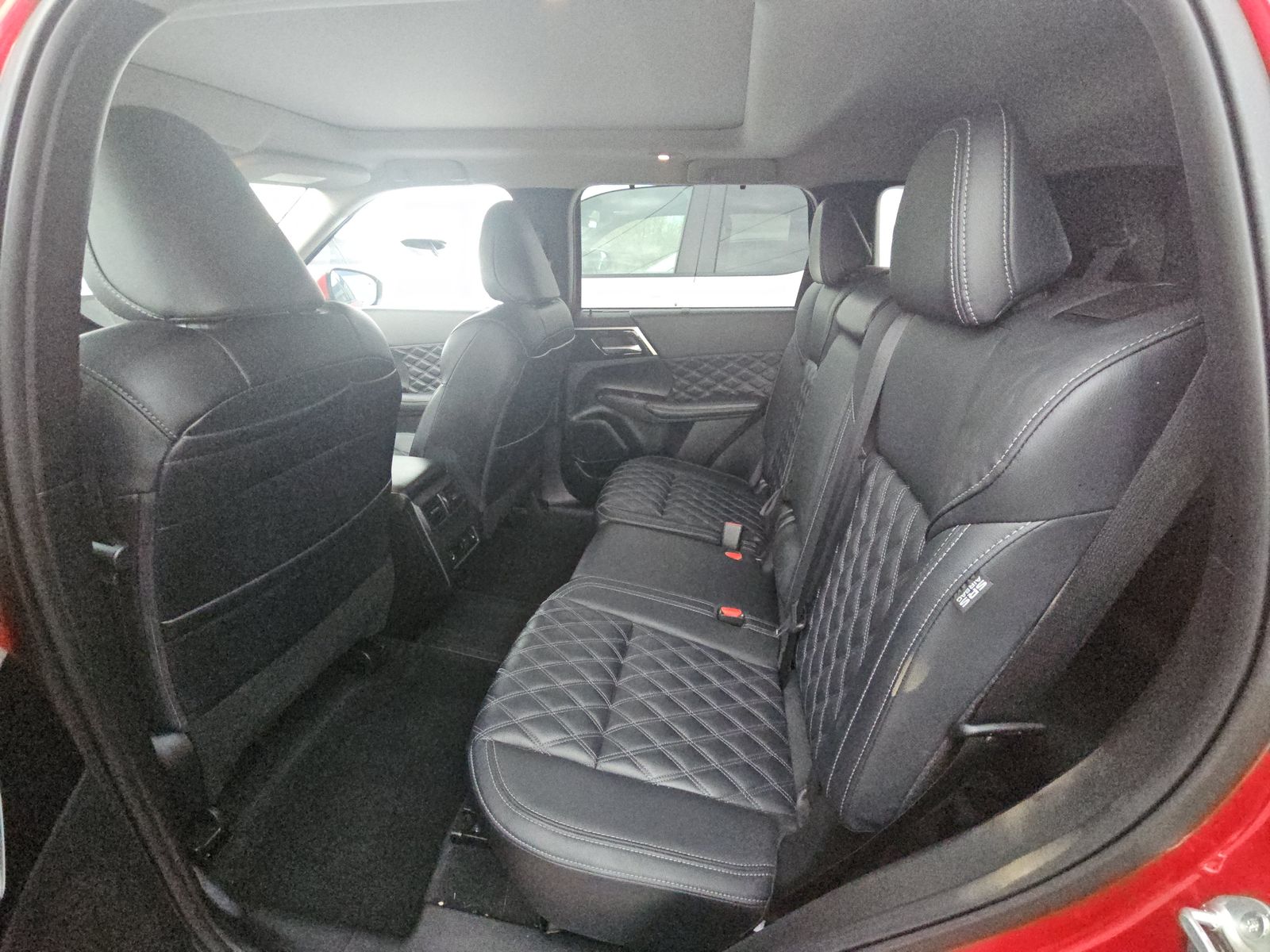 2024 Mitsubishi Outlander PHEV SEL Black Edition AWD