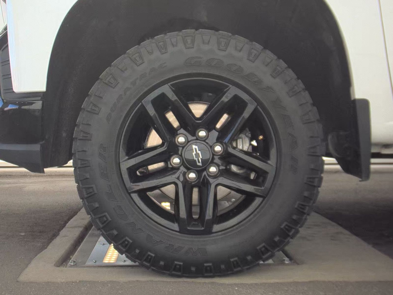 2022 Chevrolet Silverado 1500 Custom Trail Boss AWD